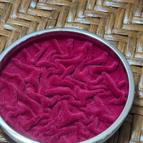 Decorative Floral Trinket Box With Velvet Lining - Picture 6 of 8